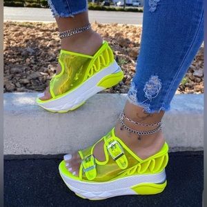 Rarove Sandals💛💚 Women High Heels Sz 7/7.5 W